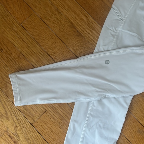 Lululemon White Speed Up Tight 28” Leggings First Release - Picture 3 of 8